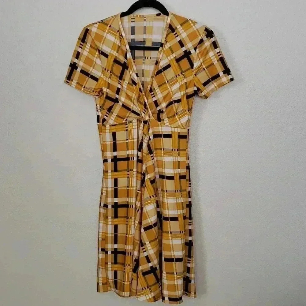 Plaid Short Sleeve Wrap Dress